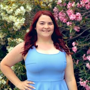 Meet your Posher, Alyssa